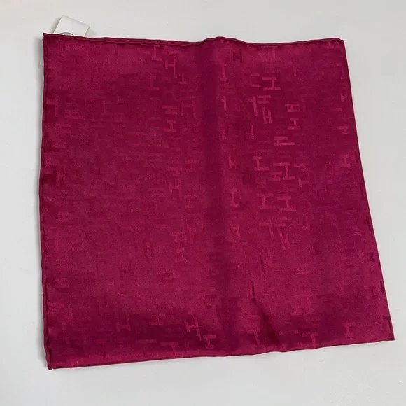 Hermes men’s red pocket square - Picture 4 of 6